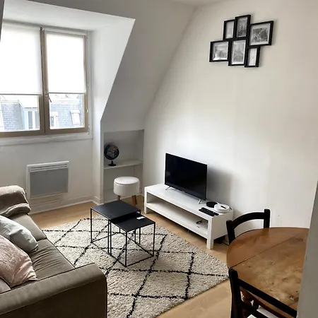 Cozy 2-room Flat At Boucicaut * Parigi